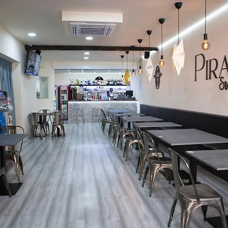 Hotel Pirata Casco Historico
